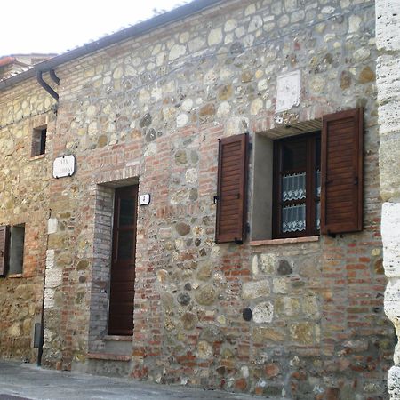 Villa Marta Contignano Luaran gambar