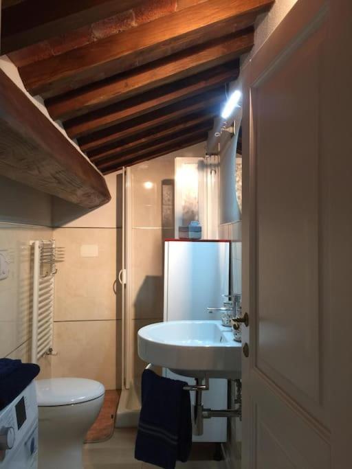 Villa Marta Contignano Luaran gambar